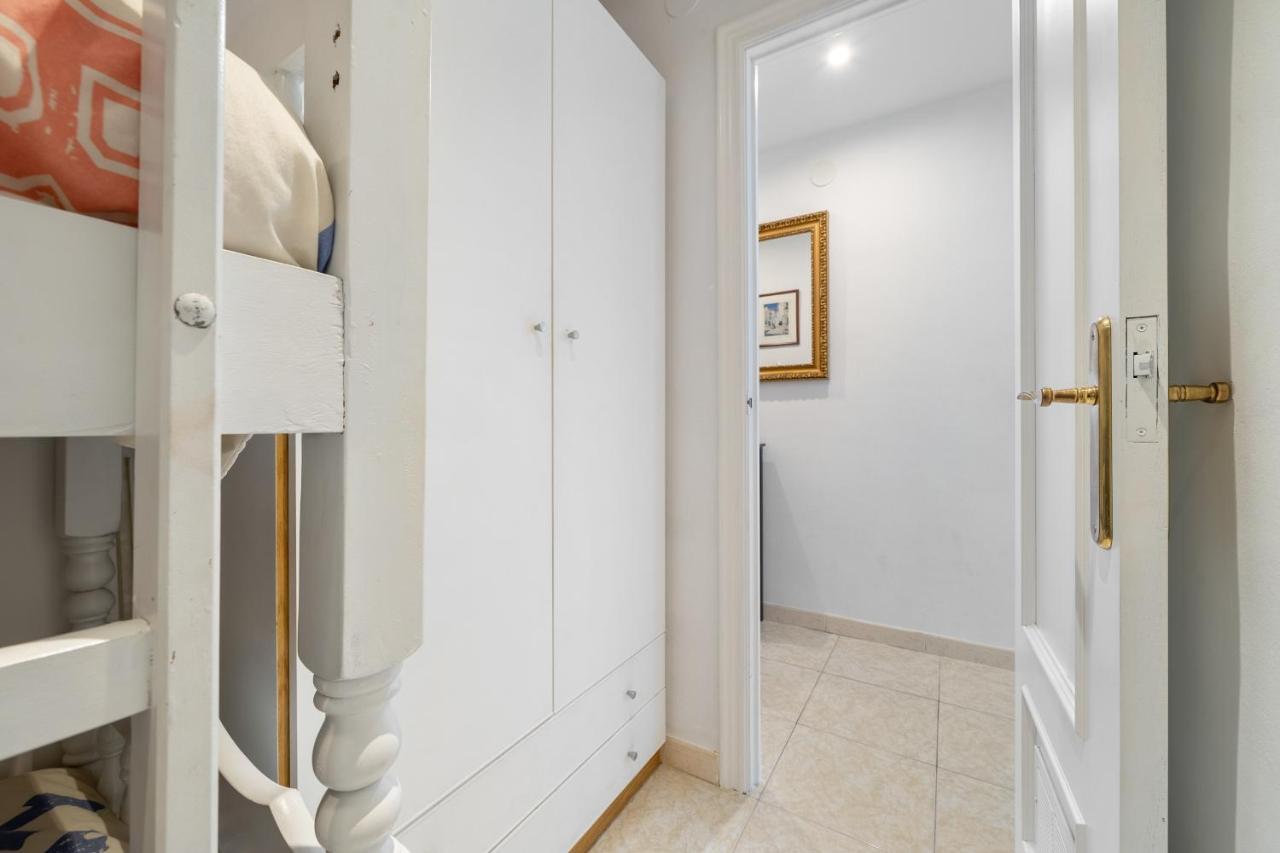 Hauzify I Apartament Gavina Салоу Экстерьер фото