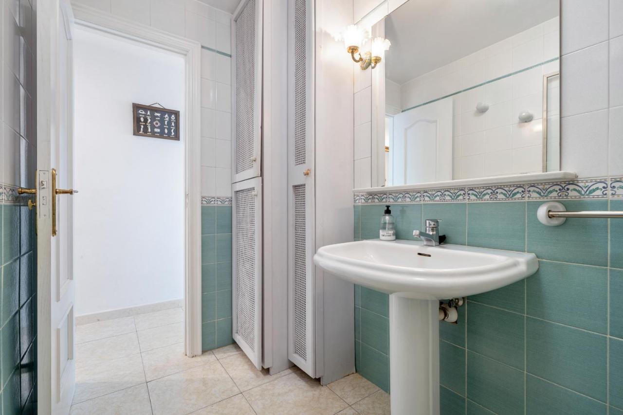 Hauzify I Apartament Gavina Салоу Экстерьер фото